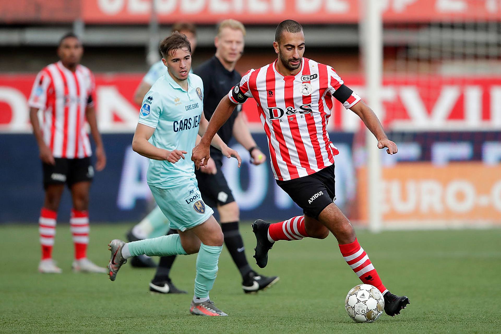 并非来自更 并非来自更