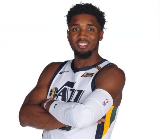 与边后卫内 与边后卫内